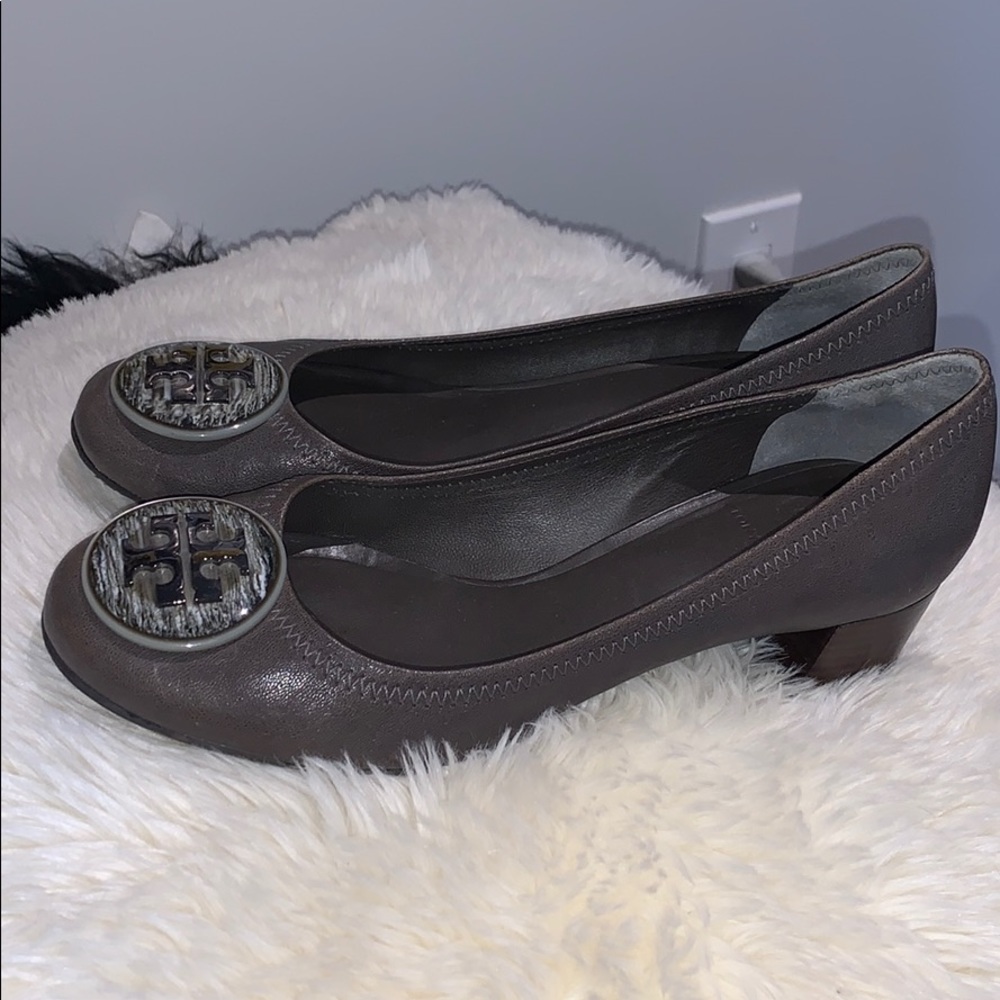 Tory Burch Chelsea pump gray wood heel, 5cm heel